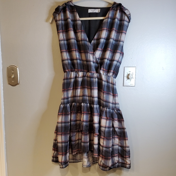 ALI & JAY PLAID CAPPED SLEEVE DRESS - Picture 5 of 8